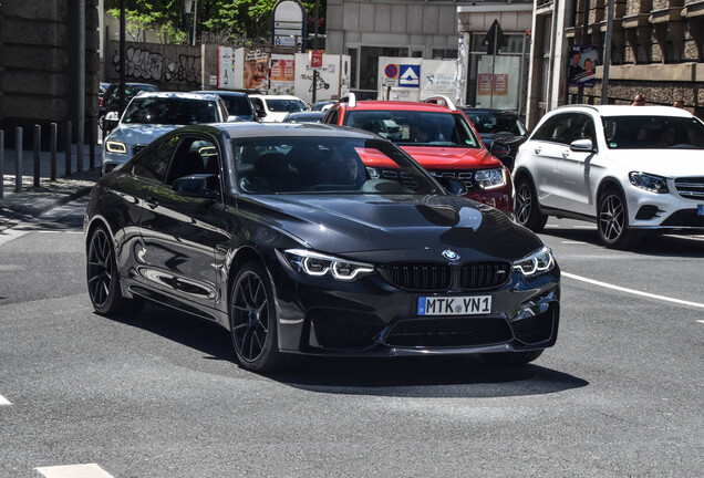 BMW M4 F82 CS