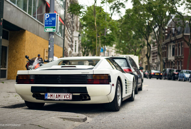 Ferrari Testarossa Monospecchio