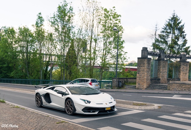 Lamborghini Aventador LP770-4 SVJ