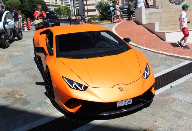 Lamborghini Huracán LP640-4 Performante