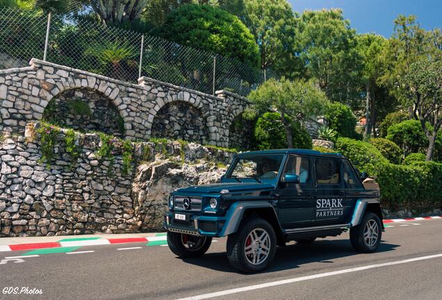 Mercedes-Maybach G 650 Landaulet W463