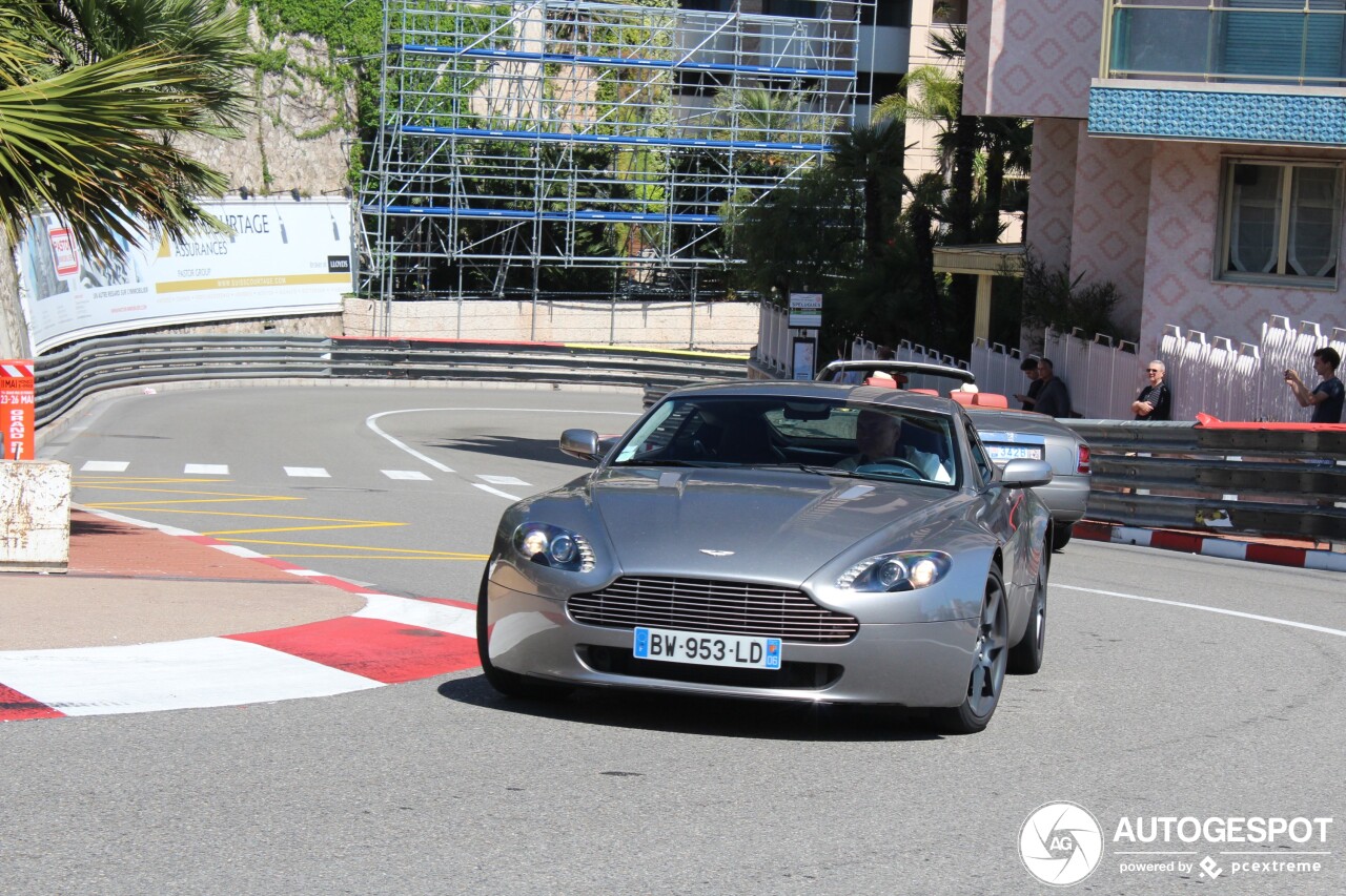 Aston Martin V8 Vantage