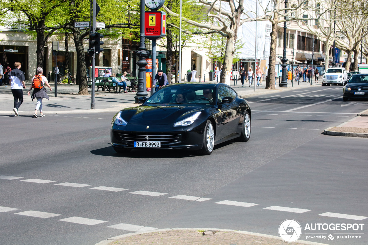 Ferrari GTC4Lusso