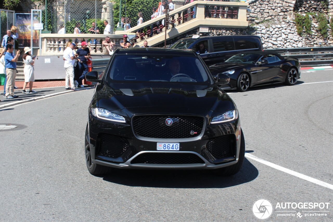 Jaguar F-PACE SVR