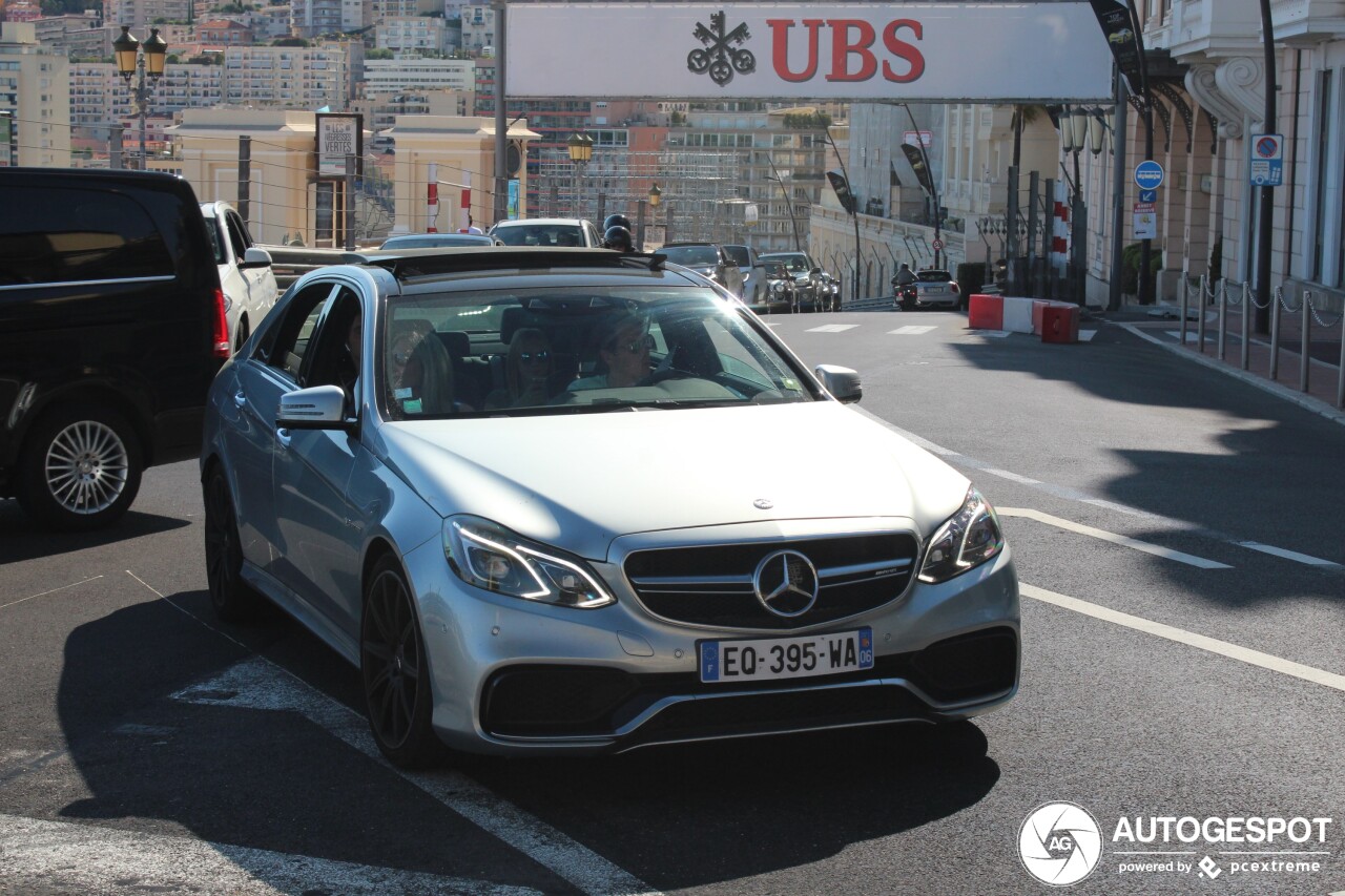 Mercedes-Benz E 63 AMG S W212