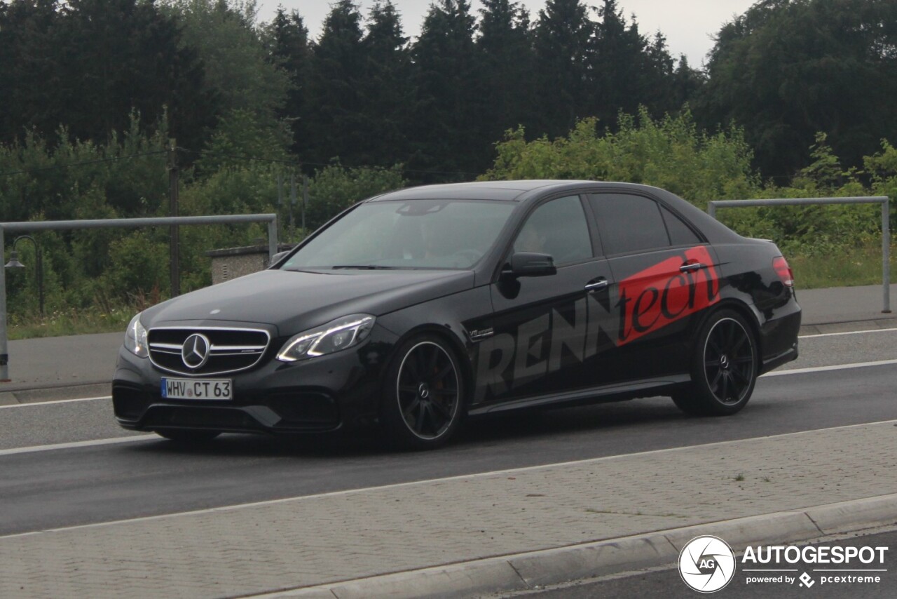 Mercedes-Benz Renntech E 63 AMG W212 V8 Biturbo