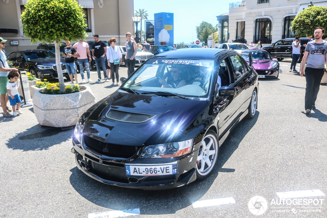 Mitsubishi Lancer Evolution IX