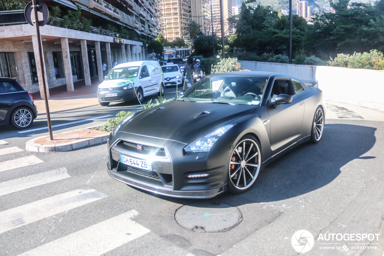 Nissan GT-R 2013