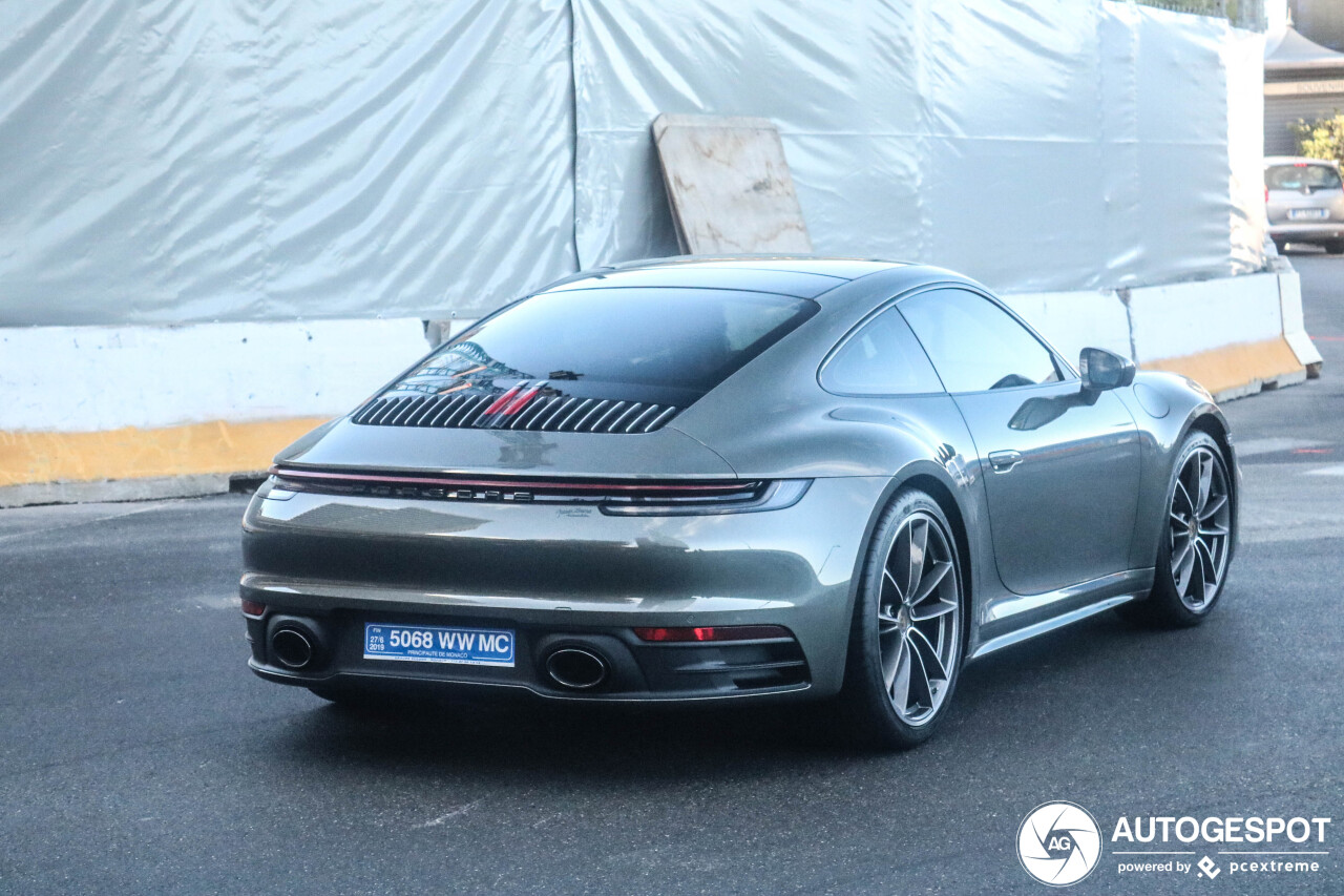 Porsche 992 Carrera 4S