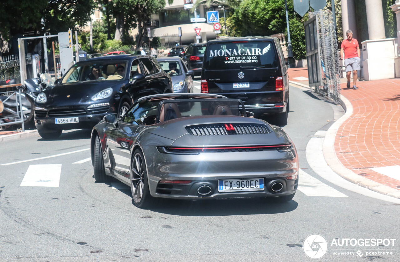 Porsche 992 Carrera 4S Cabriolet