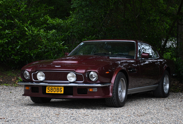 Aston Martin V8 Vantage 1977-1989