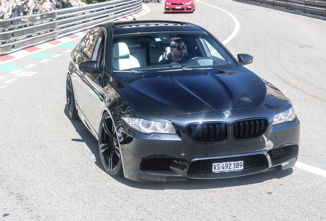 BMW M5 F10 2011