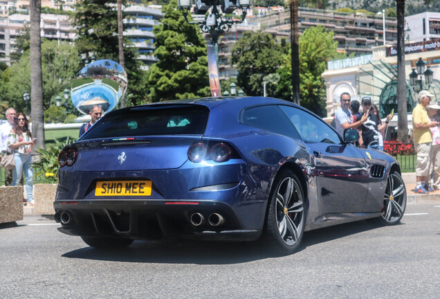 Ferrari GTC4Lusso