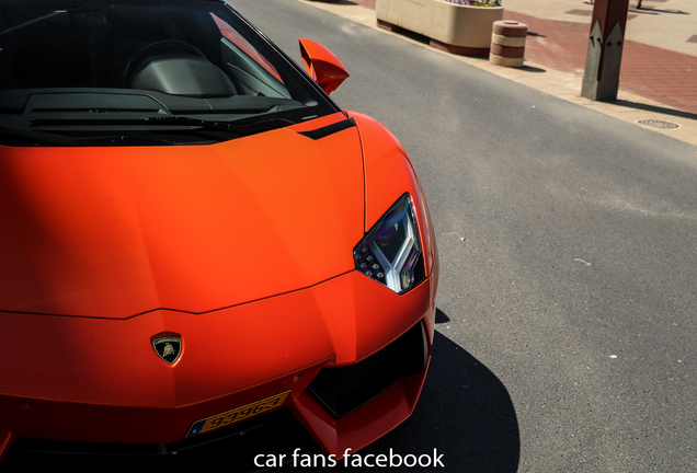 Lamborghini Aventador LP700-4 Roadster