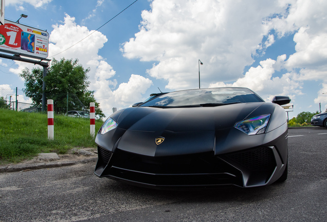 Lamborghini Aventador LP750-4 SuperVeloce Roadster