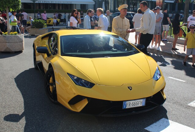 Lamborghini Huracán LP640-4 Performante