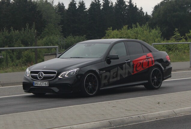 Mercedes-Benz Renntech E 63 AMG W212 V8 Biturbo