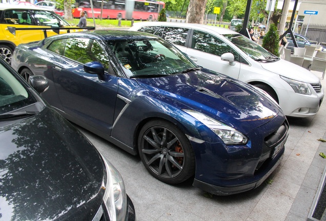 Nissan GT-R 2014