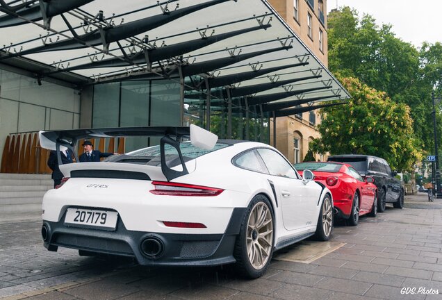 Porsche 991 GT2 RS Weissach Package