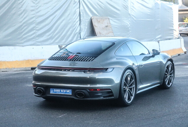 Porsche 992 Carrera 4S