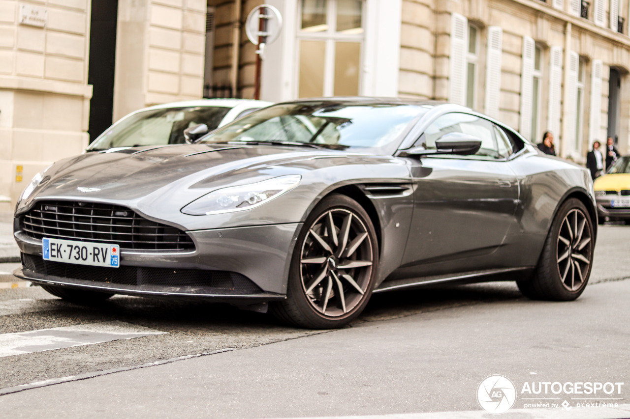 Aston Martin DB11