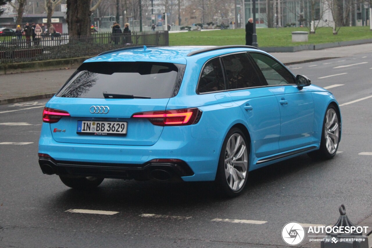 Audi RS4 Avant B9