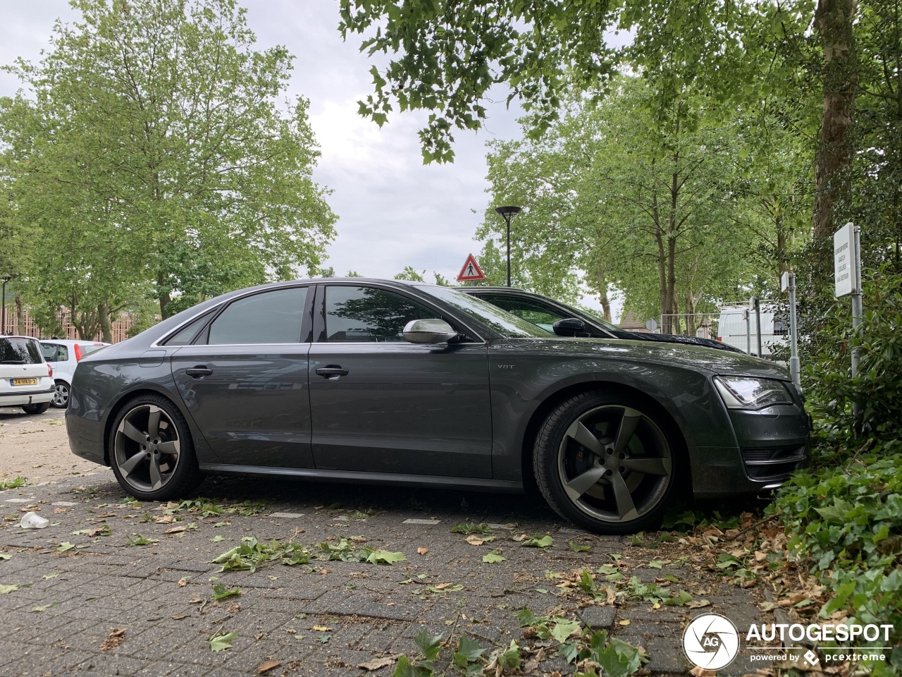 Audi S8 D4