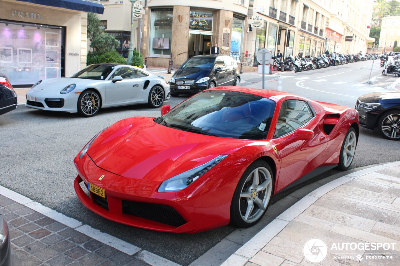 Ferrari 488 Spider