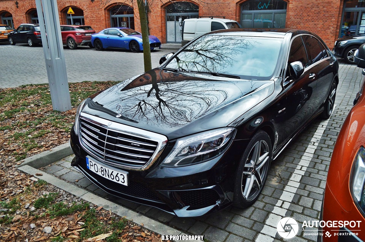 Mercedes-Benz S 63 AMG V222