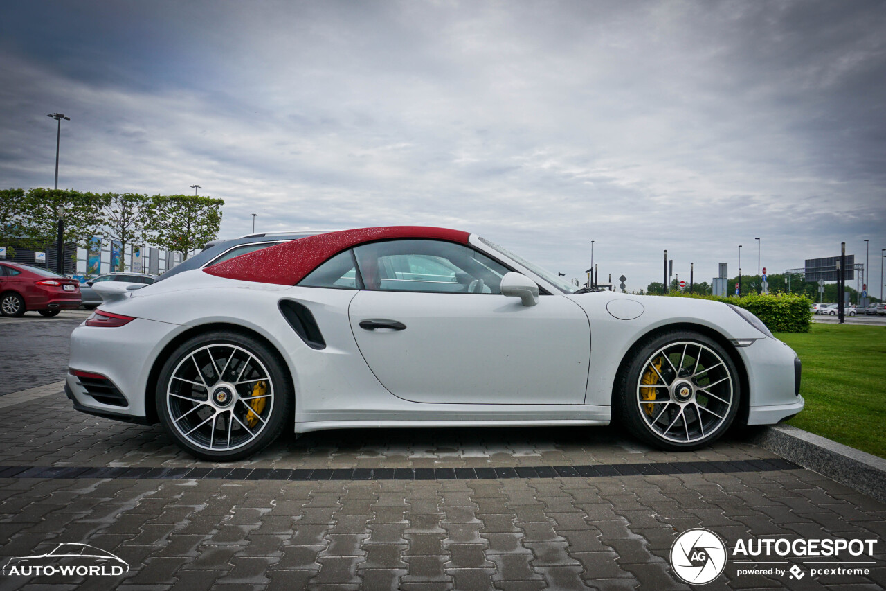 Porsche 991 Turbo S Cabriolet MkII