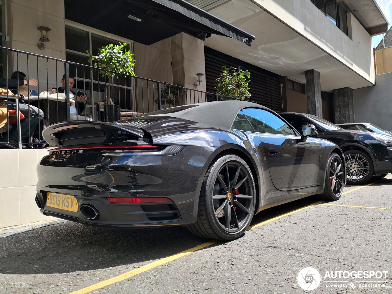 Porsche 992 Carrera S Cabriolet