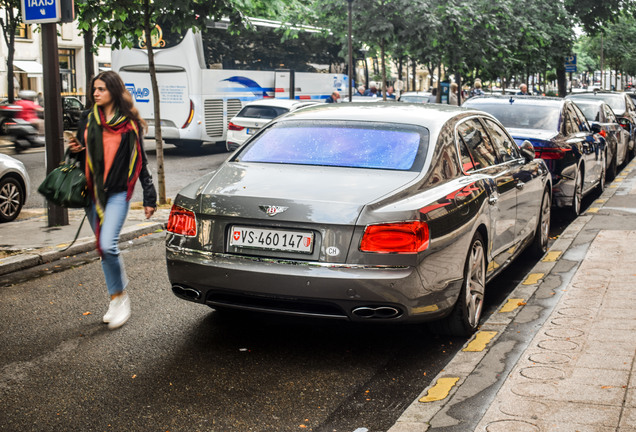 Bentley Flying Spur V8