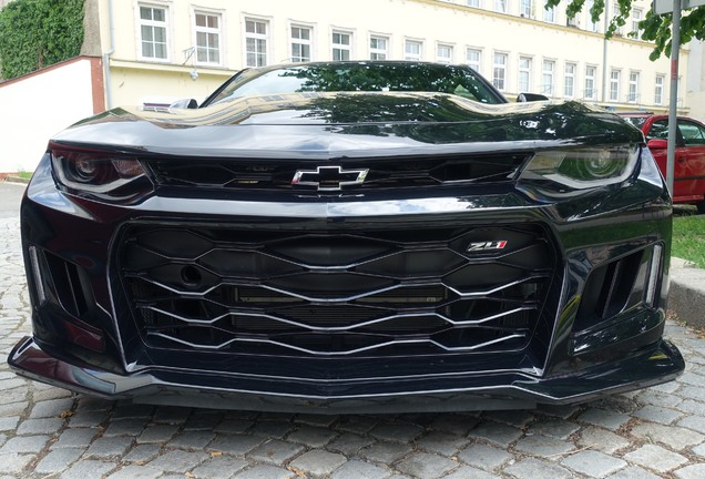 Chevrolet Camaro ZL1 2016