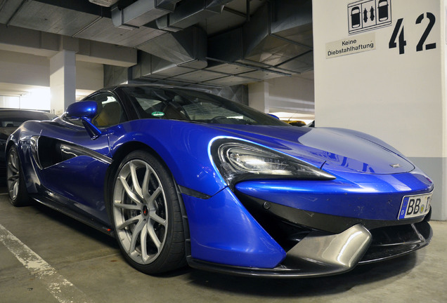 McLaren 570S Spider