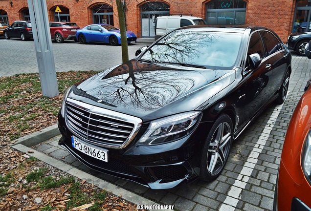 Mercedes-Benz S 63 AMG V222