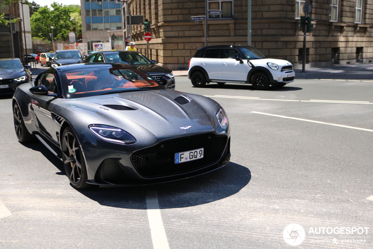 Aston Martin DBS Superleggera