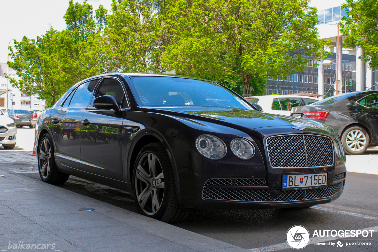 Bentley Flying Spur V8