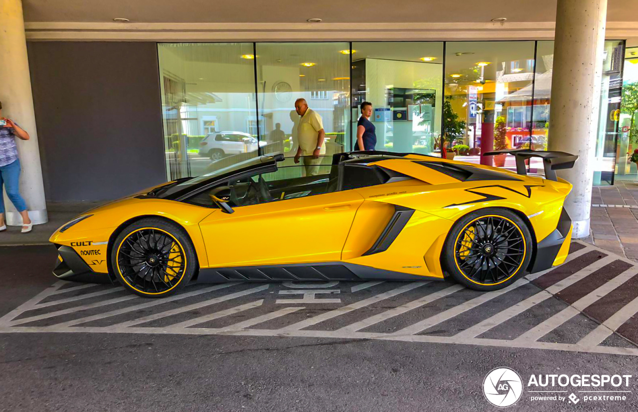 Lamborghini Aventador LP750-4 SuperVeloce Roadster