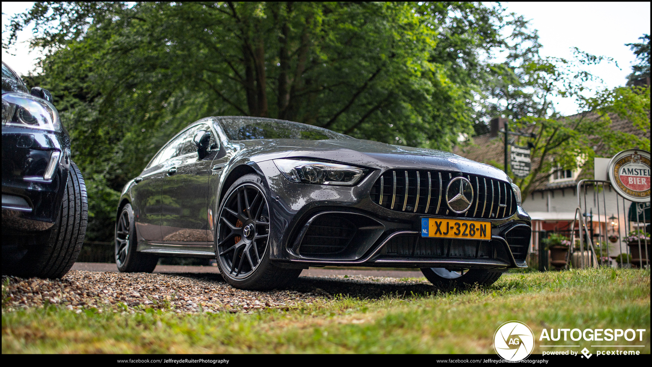 Mercedes-AMG GT 63 S X290