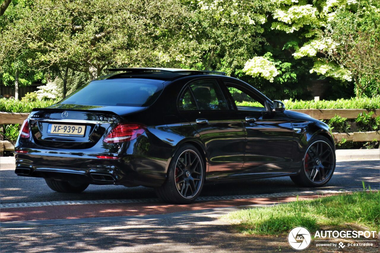 Mercedes-AMG E 63 S W213