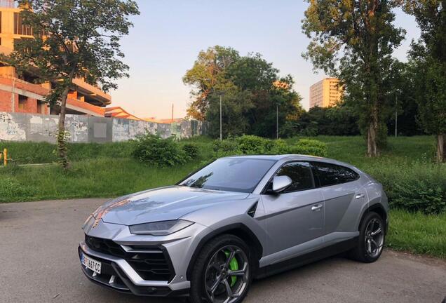 Lamborghini Urus