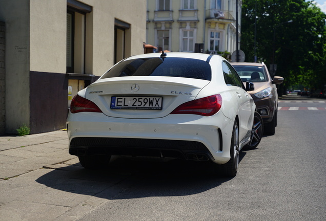 Mercedes-AMG CLA 45 C117