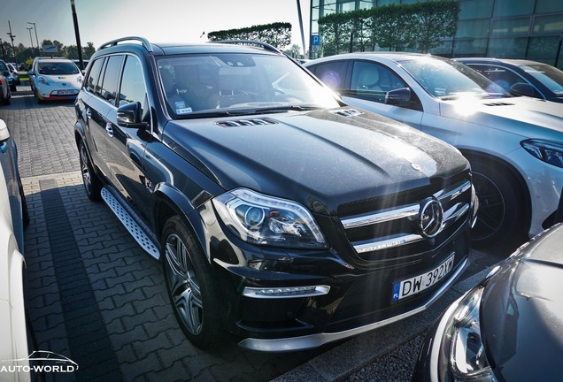 Mercedes-Benz GL 63 AMG X166