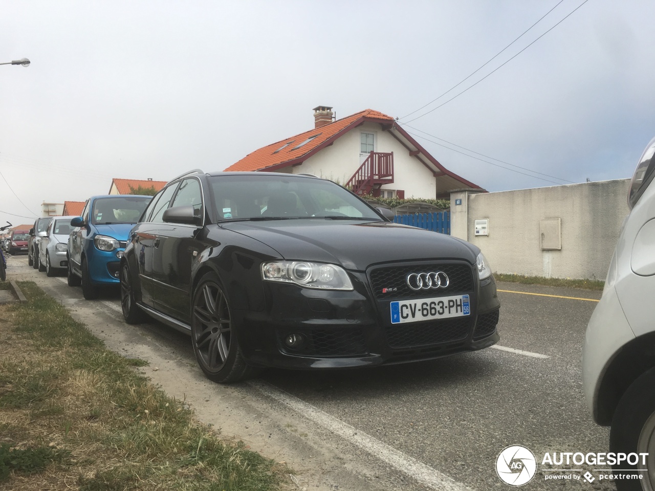 Audi RS4 Avant B7