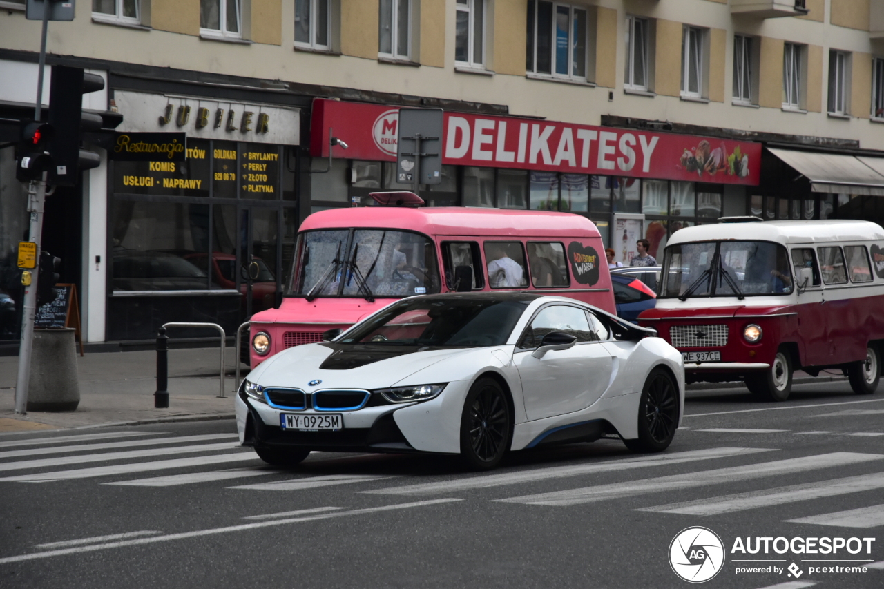 BMW i8 2018