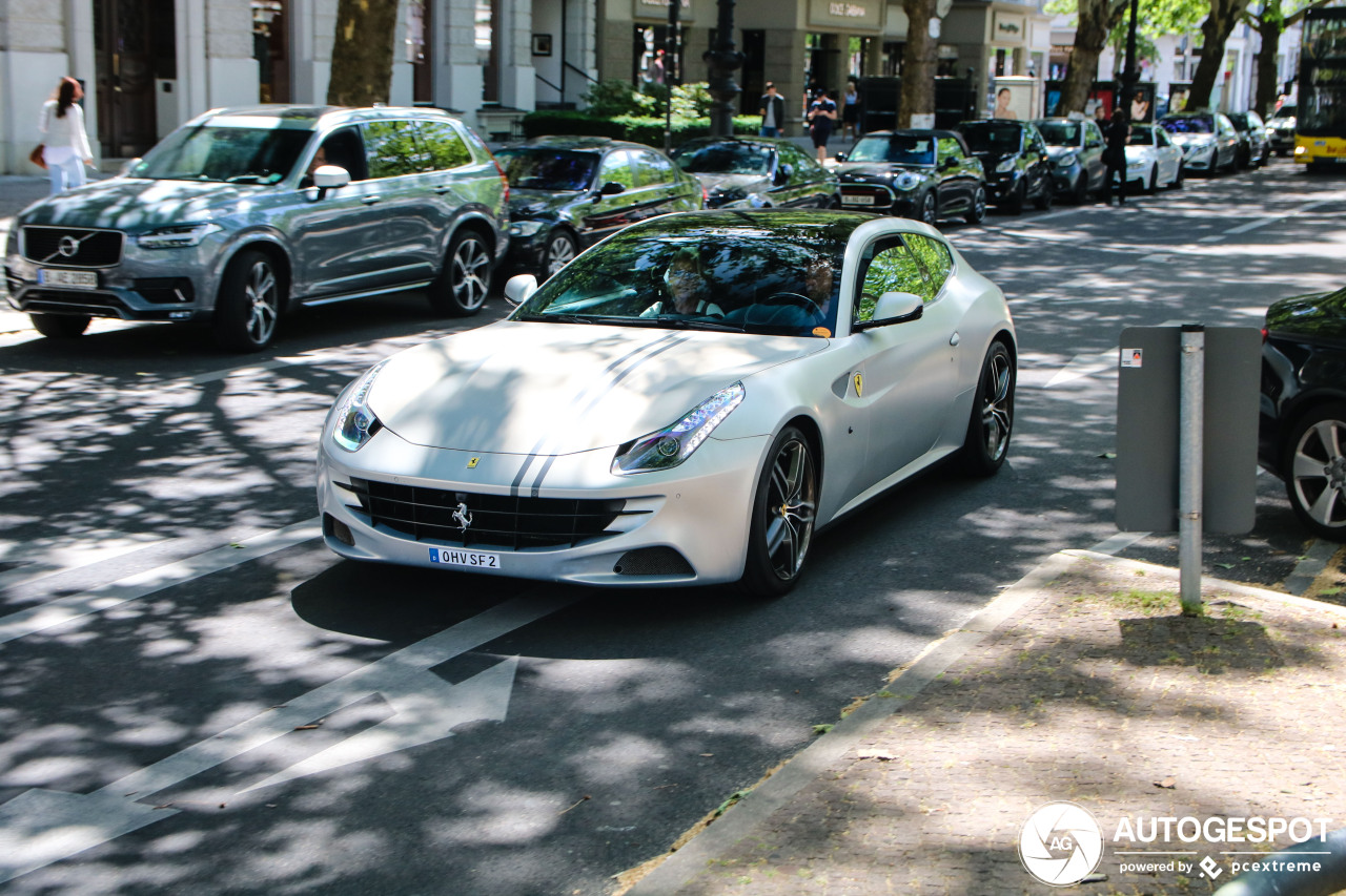 Ferrari FF