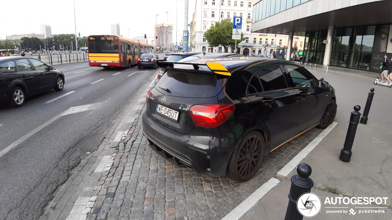 Mercedes-AMG A 45 W176 Yellow Night Edition