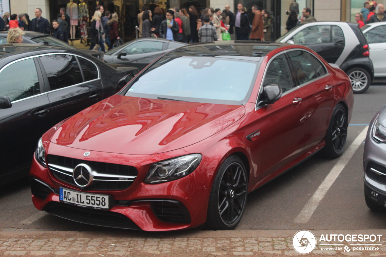 Mercedes-AMG E 63 S W213