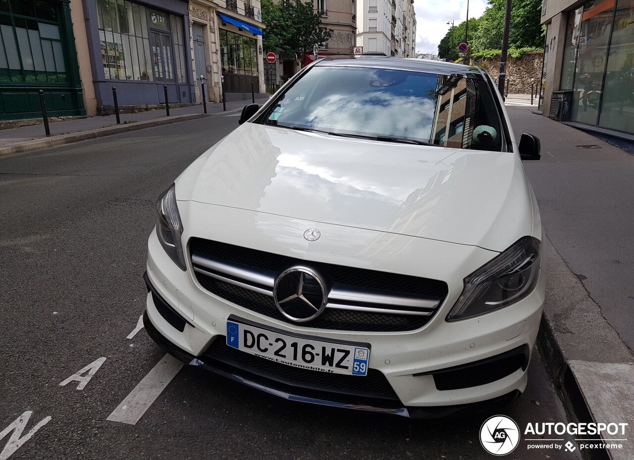 Mercedes-Benz A 45 AMG