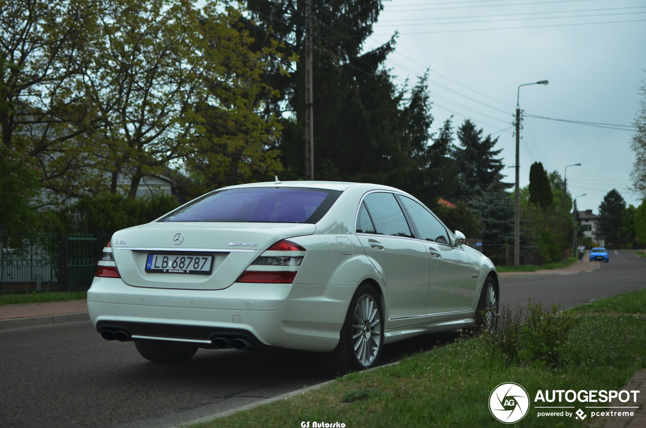 Mercedes-Benz S 63 AMG W221